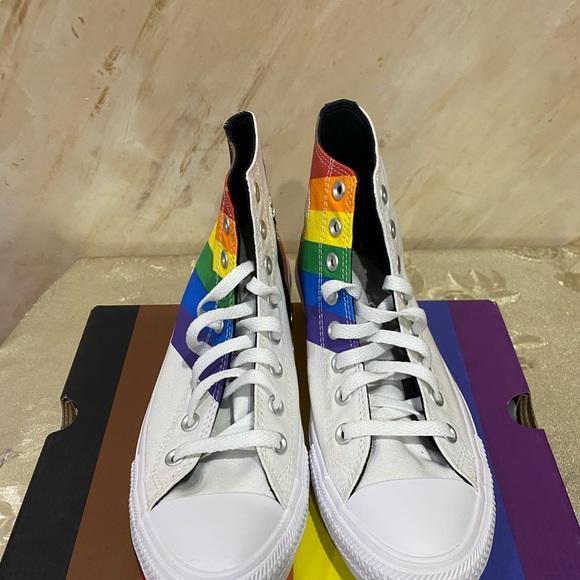 Chuck Tylor All Star High ‘Pride - White’ Unisex - Picture 3 of 5